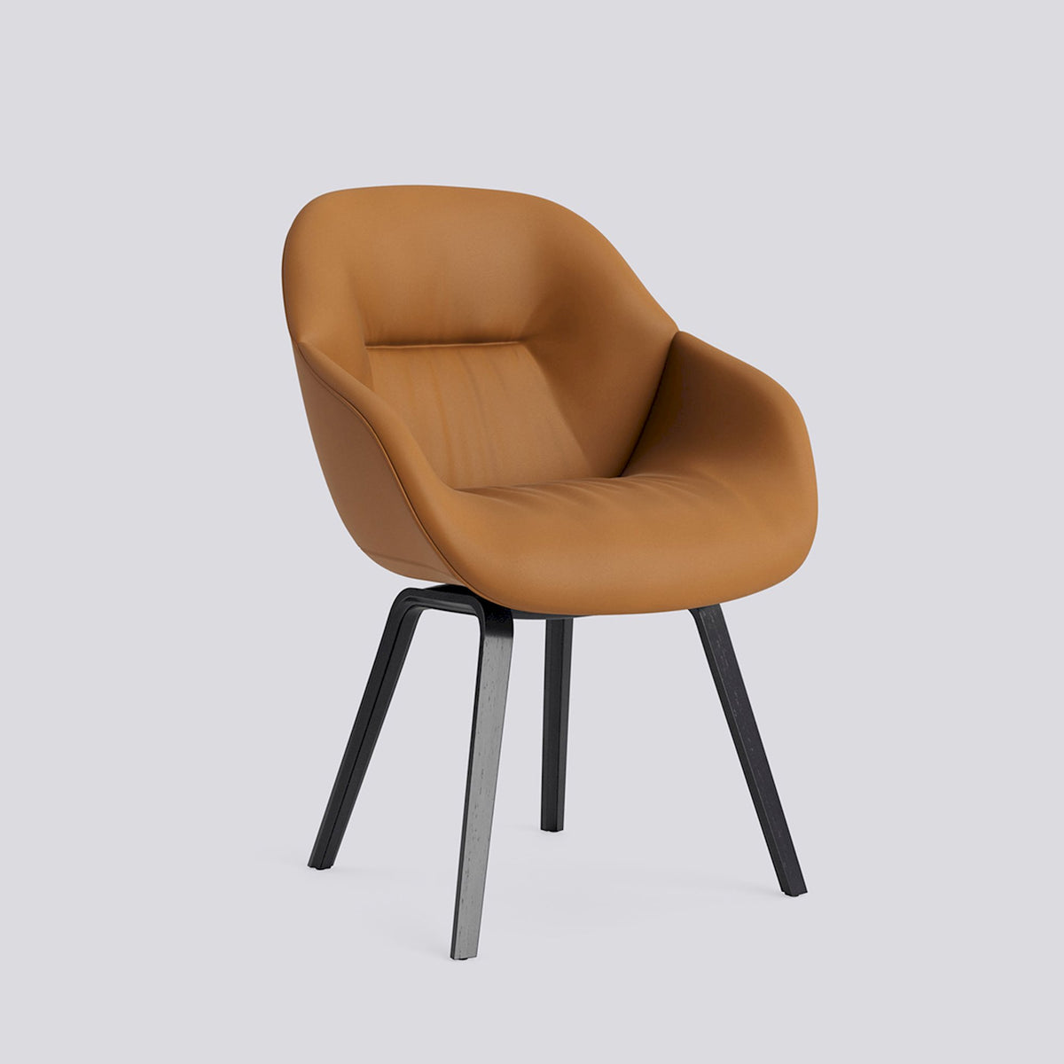 Chaise About A Chair AAC 123 de Hee Welling - Hay-Garnissage intégral matelassé Sense Cognac, placage de chêne laqué à l&