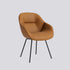 Chaise About A Chair AAC 127 de Hee Welling - Hay-Garnissage intégral matelassé Sense Cognac, acier thermolaqué noir, piètement 4 pieds-The Woods Gallery