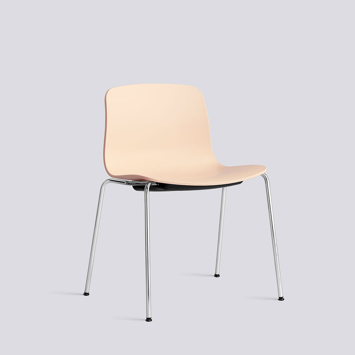 Chaise About A Chair AAC 16 de Hee Welling - Hay-Polypropylène recyclé Pale peach, acier chromé, piètement 4 pieds-The Woods Gallery