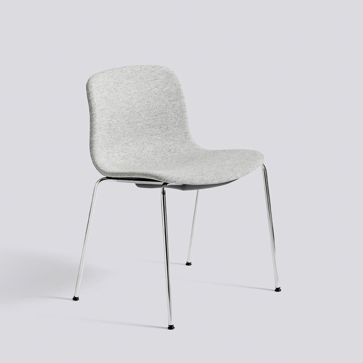Chaise About A Chair AAC 17 de Hee Welling - Hay-Garnissage intégral Hallingdal 116, acier chromé, piètement 4 pieds-The Woods Gallery