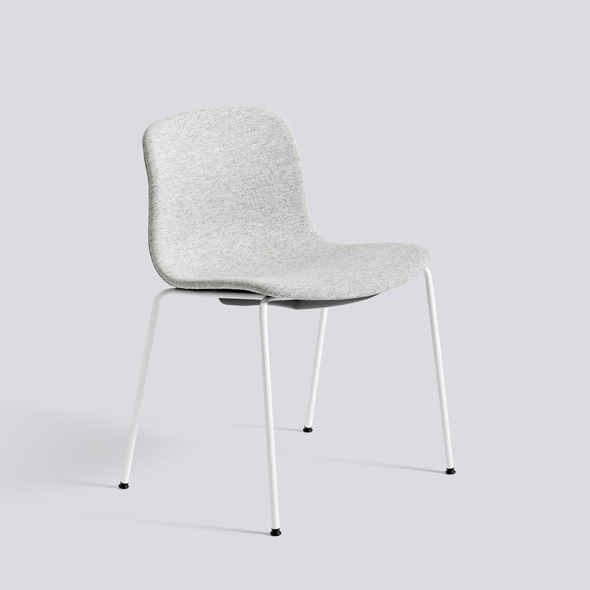 Chaise About A Chair AAC 17 de Hee Welling - Hay-Garnissage intégral Hallingdal 116, acier thermolaqué blanc, piètement 4 pieds-The Woods Gallery