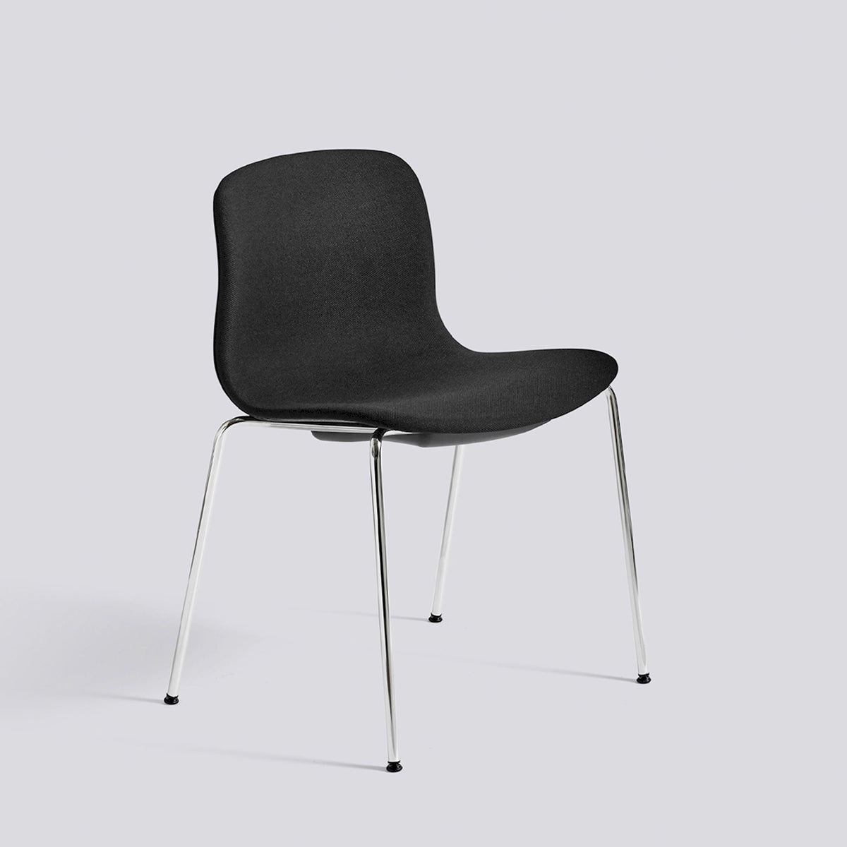 Chaise About A Chair AAC 17 de Hee Welling - Hay-Garnissage intégral Steelcut 190, acier chromé, piètement 4 pieds-The Woods Gallery