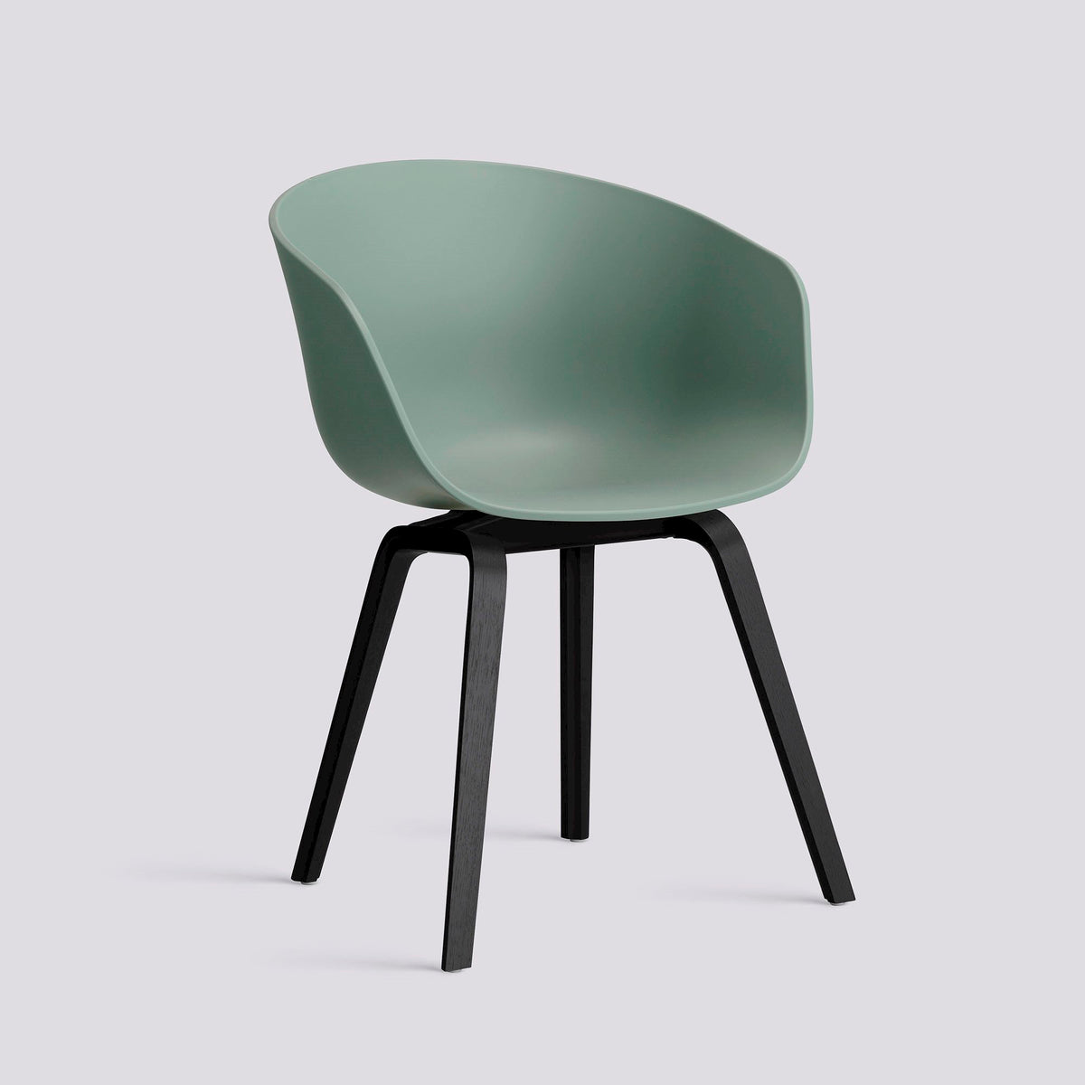 Chaise About A Chair AAC 22 de Hee Welling - Hay-Polypropylène recyclé Fall green, placage de chêne laqué à l&
