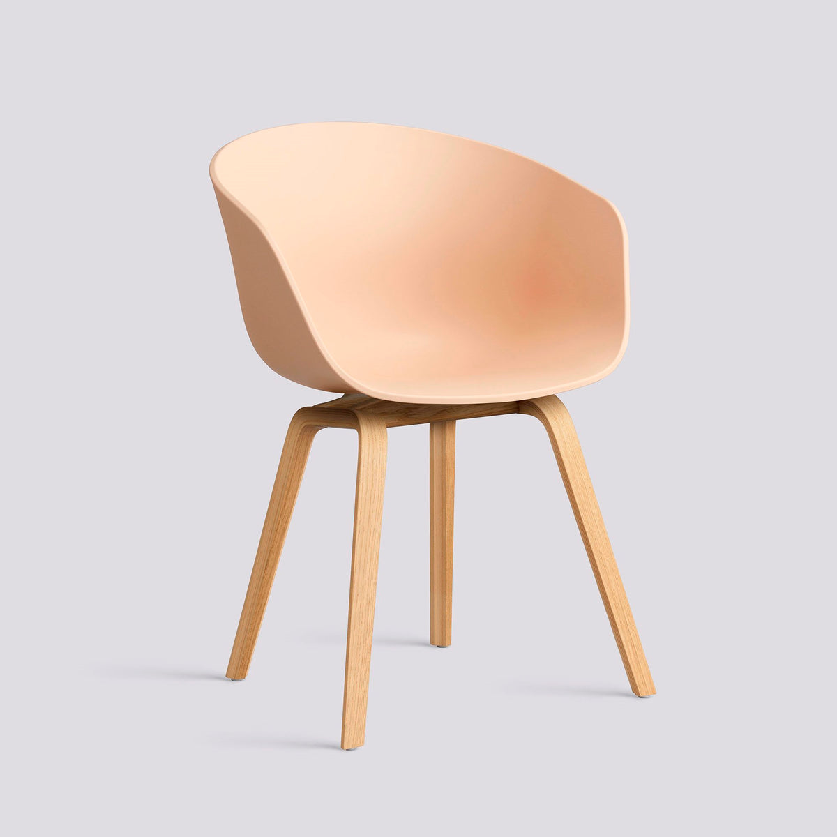 Chaise About A Chair AAC 22 de Hee Welling - Hay-Polypropylène recyclé Pale peach, placage de chêne laqué à l&