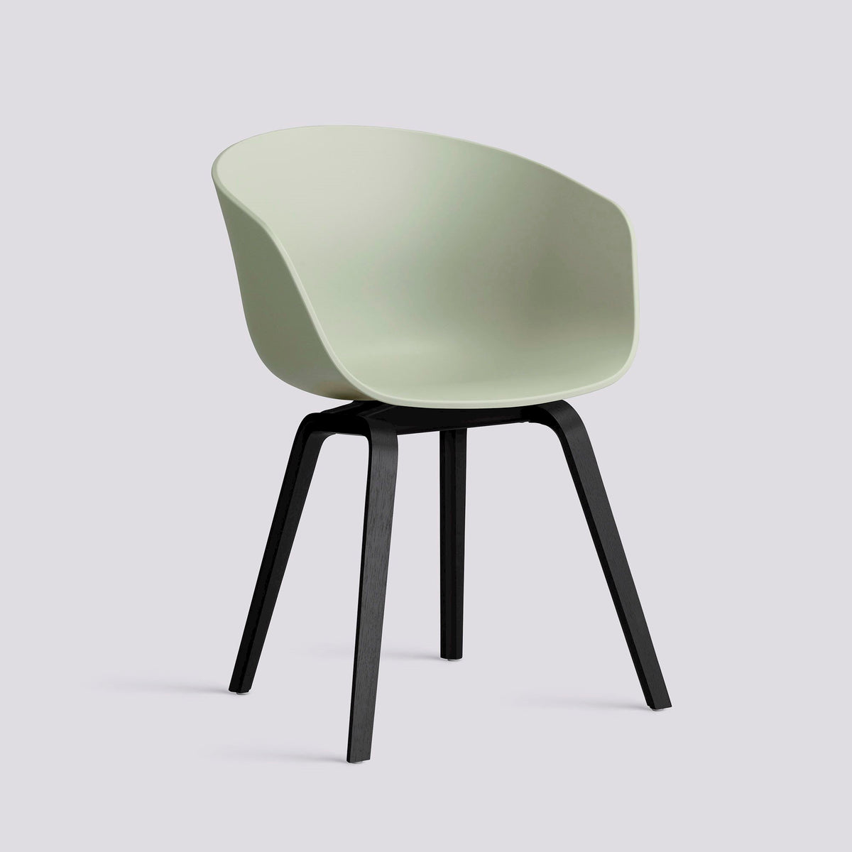 Chaise About A Chair AAC 22 de Hee Welling - Hay-Polypropylène recyclé Pastel green, placage de chêne laqué à l&
