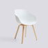 Chaise About A Chair AAC 222 de Hee Welling - Hay-Polypropylène recyclé blanc, placage de chêne laqué à l&