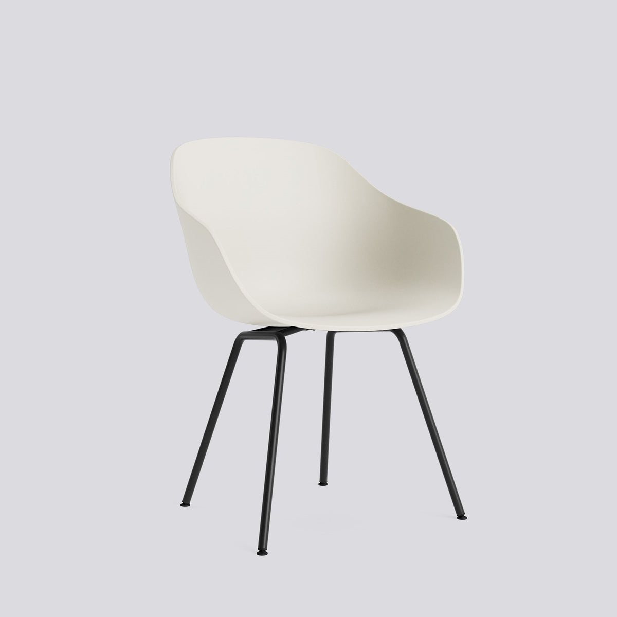 Chaise About A Chair AAC 226 de Hee Welling - Hay-Polypropylène recyclé Melange cream, acier thermolaqué noir, piètement 4 pieds-The Woods Gallery