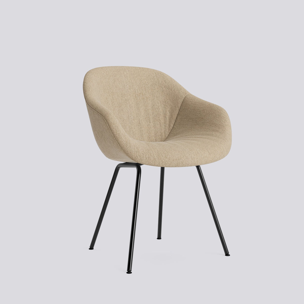 Chaise About A Chair AAC 227 de Hee Welling - Hay-Garnissage intégral matelassé Turf Sand, acier thermolaqué noir, piètement 4 pieds-The Woods Gallery