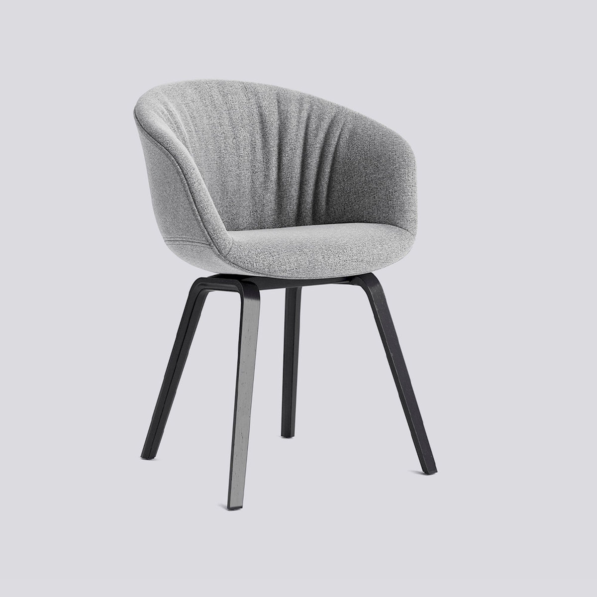 Chaise About A Chair AAC 23 de Hee Welling - Hay-Garnissage intégral matelassé Hallingdal 130, placage de chêne laqué à l&