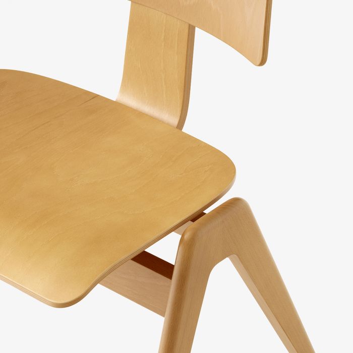 Chaise Daystak RD1 de Robin Day - &amp;Tradition-Hêtre Naturel-The Woods Gallery