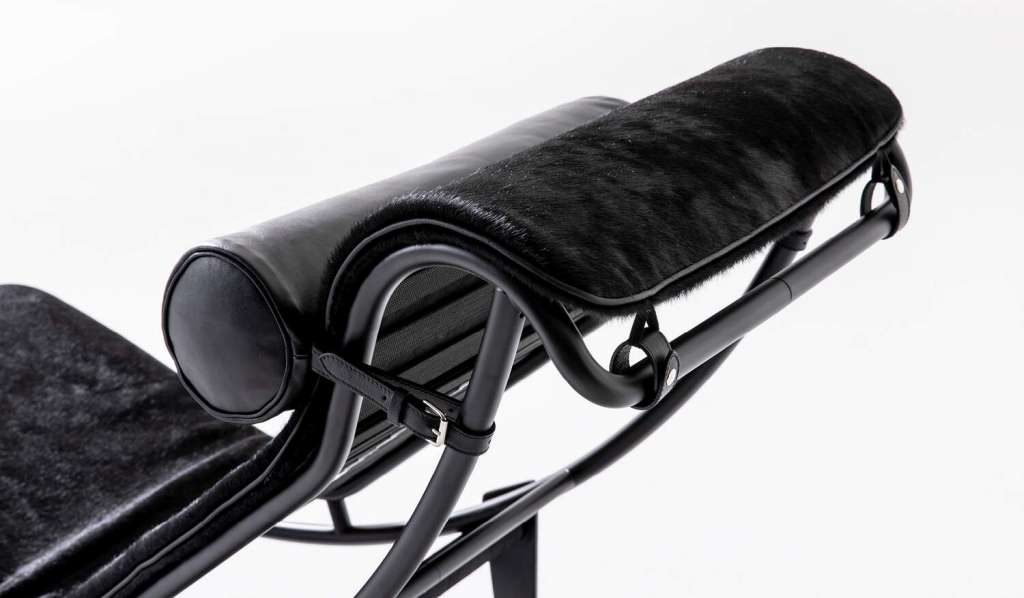 Chaise Longue "4" en Peau Noire - Cassina-The Woods Gallery