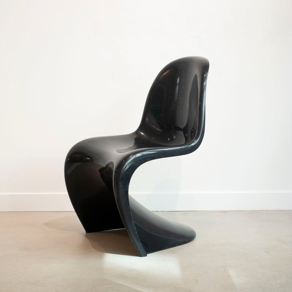 Chaise "Panton Chair" Noir de Verner Panton - Herman Miller - Vintage-The Woods Gallery
