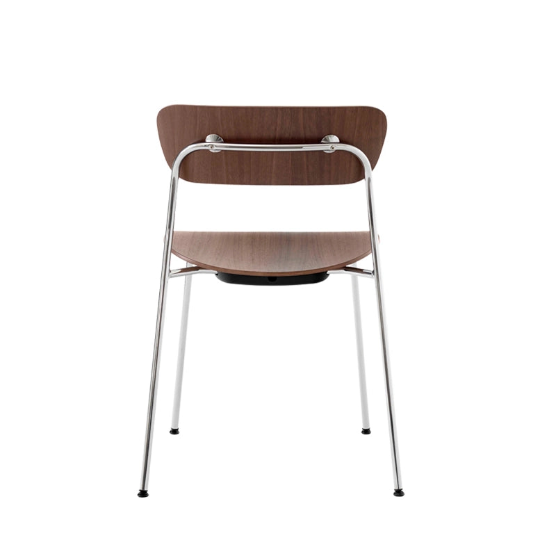 Chaise Pavilion AV1 par Anderssen &amp; Voll - &amp;Tradition-The Woods Gallery