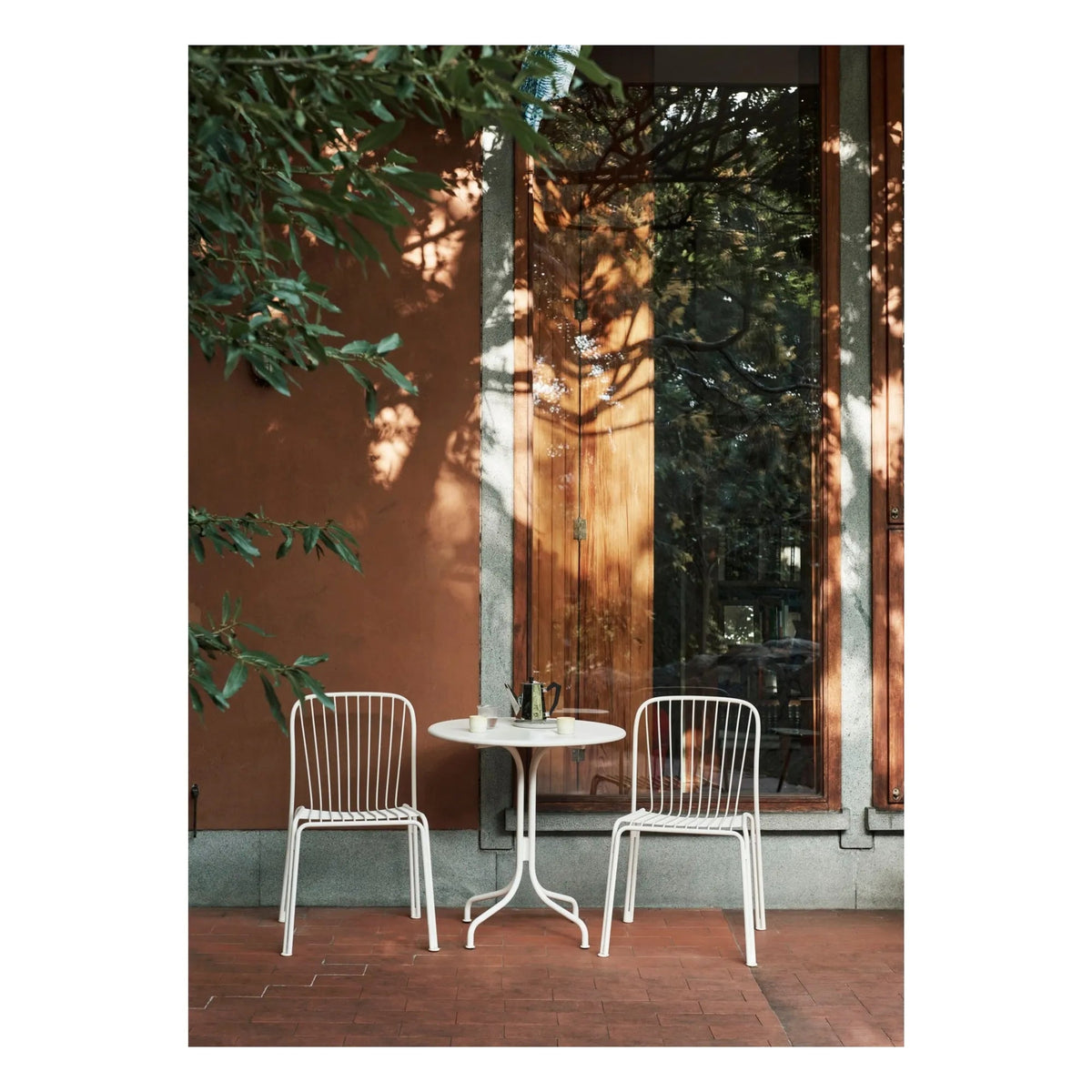 Chaise Thorvald SC94 de Space Copenhagen - &amp;Tradition-Ivoire-The Woods Gallery