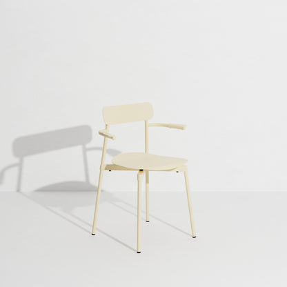 Chaise avec accoudoirs Fromme de Tom Chung - Petite Friture-Ivoire-The Woods Gallery