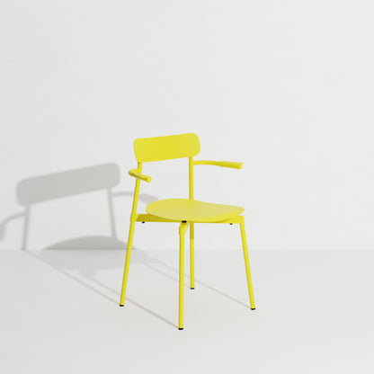 Chaise avec accoudoirs Fromme de Tom Chung - Petite Friture-Jaune-The Woods Gallery