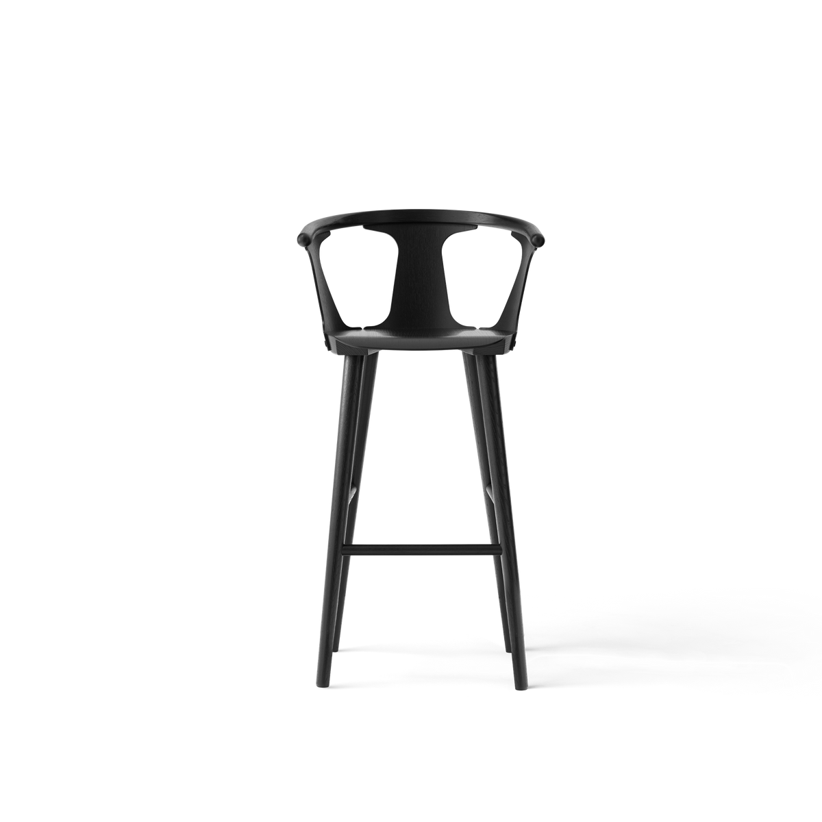 Chaise de bar In Between SK9 de Sami Kallio - &amp;Tradition-Chêne laqué noir-Coque nue, sans revêtement-The Woods Gallery