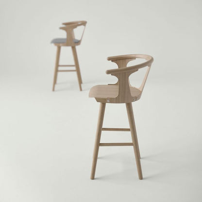 Chaise de bar In Between SKY par Sami Kallio - &amp;Tradition-Chêne blanc huilé-The Woods Gallery