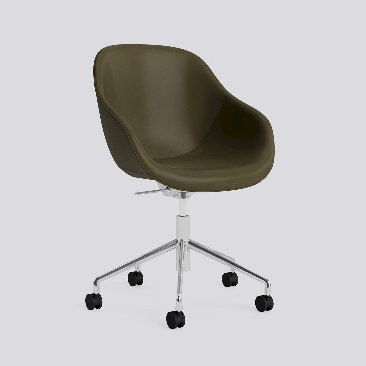 Chaise de bureau About A Chair AAC 155 de Hee Welling - Hay-Garnissage intégral Sense Forest, aluminium poli, piètement pivotant 5 branches à roulettes, vérin et bascule-The Woods Gallery
