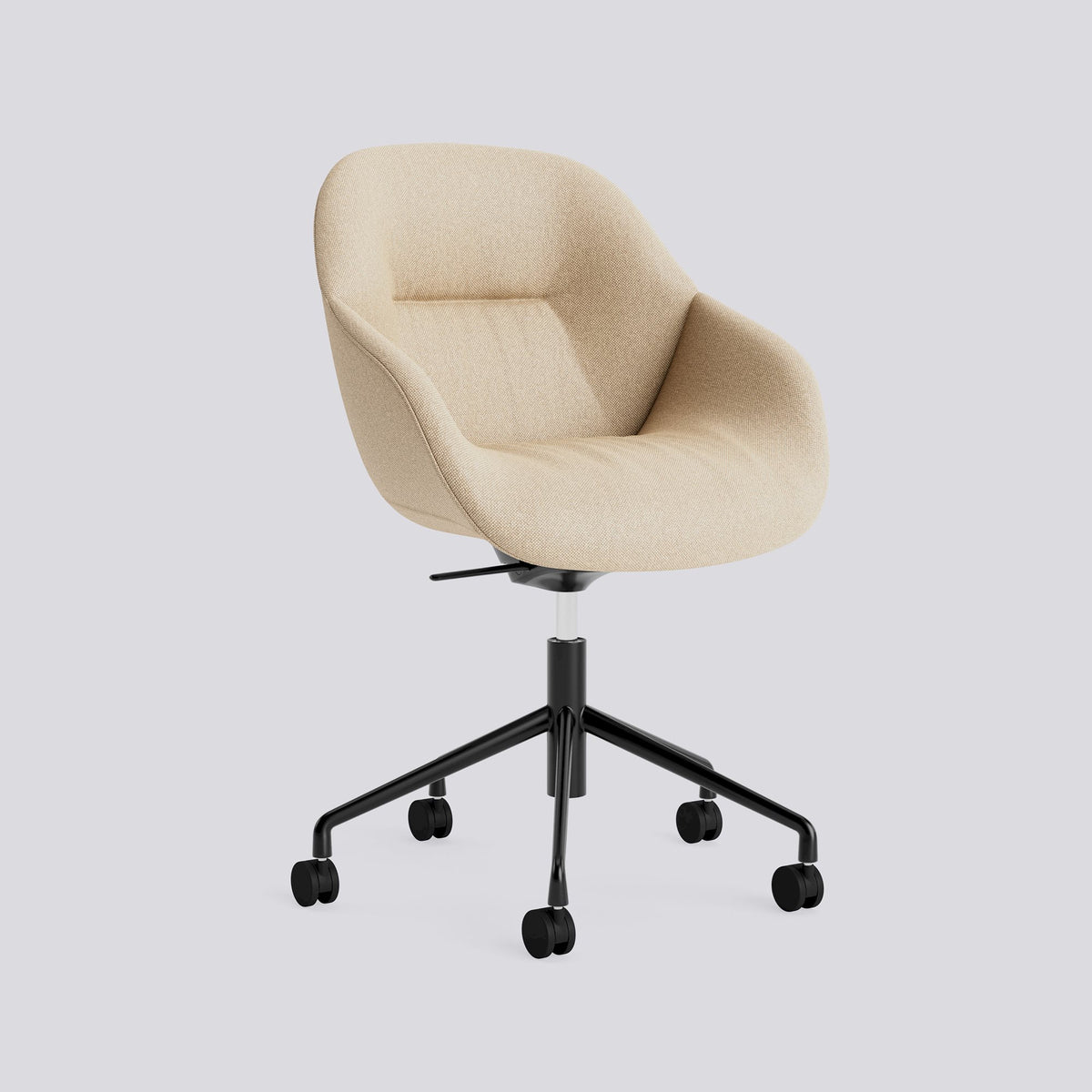 Chaise de bureau About A Chair AAC 155 de Hee Welling - Hay-Garnissage intégral matelassé Hallingdal 220, aluminium thermolaqué noir, piètement pivotant 5 branches à roulettes, vérin et bascule-The Woods Gallery