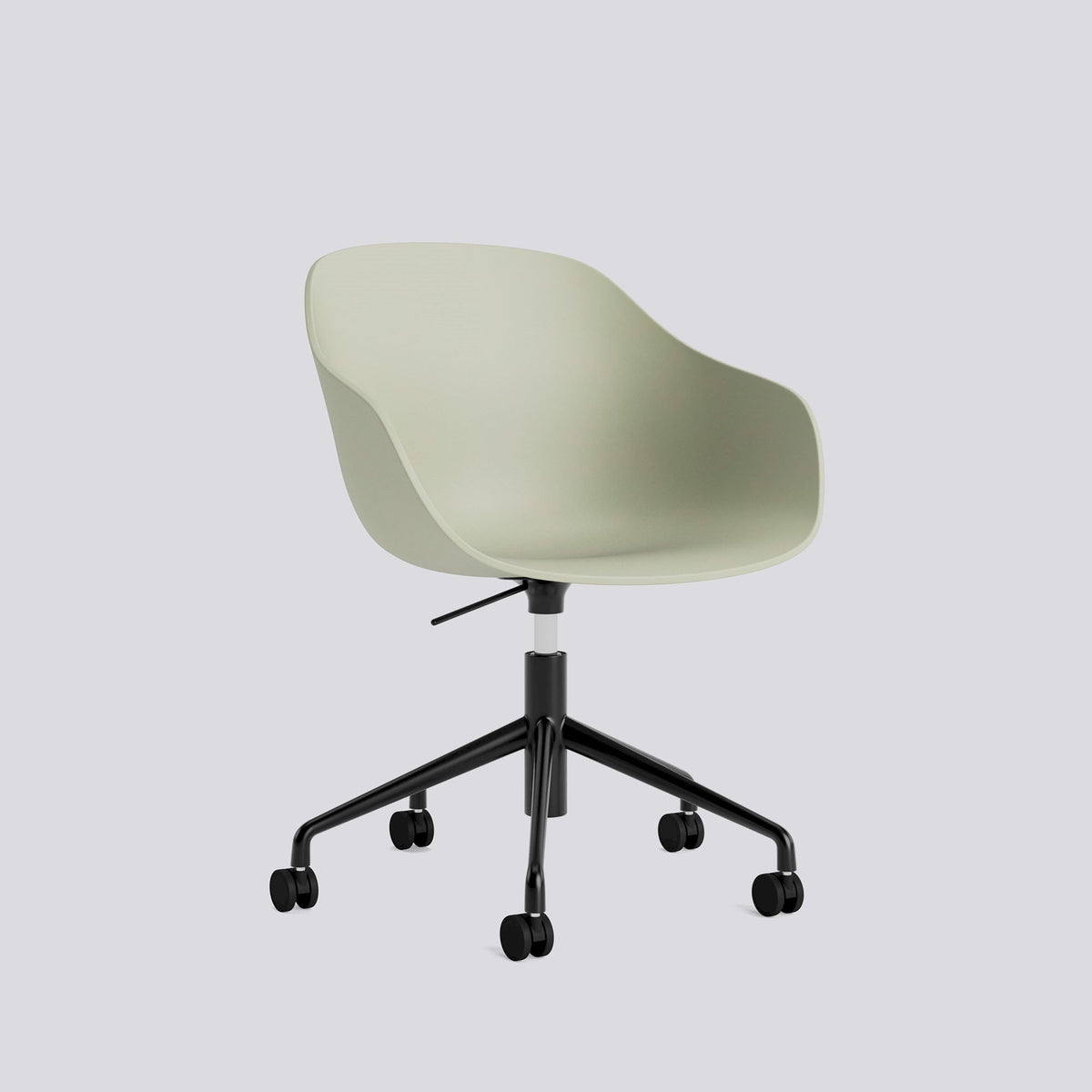 Chaise de bureau About A Chair AAC 252 de Hee Welling - Hay-Polypropylène recyclé Pastel green, aluminium thermolaqué noir, piètement pivotant 5 branches à roulettes et vérin-The Woods Gallery
