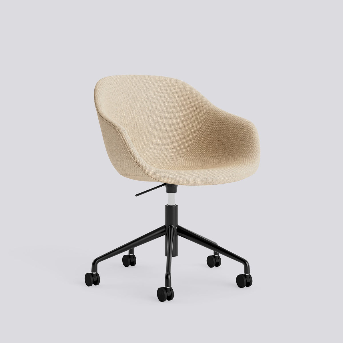 Chaise de bureau About A Chair AAC 253 de Hee Welling - Hay-Garnissage intégral Hallingdal 220, aluminium thermolaqué noir, piètement pivotant 5 branches à roulettes et vérin-The Woods Gallery