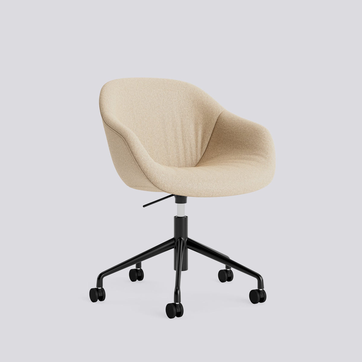 Chaise de bureau About A Chair AAC 253 de Hee Welling - Hay-Garnissage intégral matelassé Hallingdal 220, aluminium thermolaqué noir, piètement pivotant 5 branches à roulettes et vérin-The Woods Gallery
