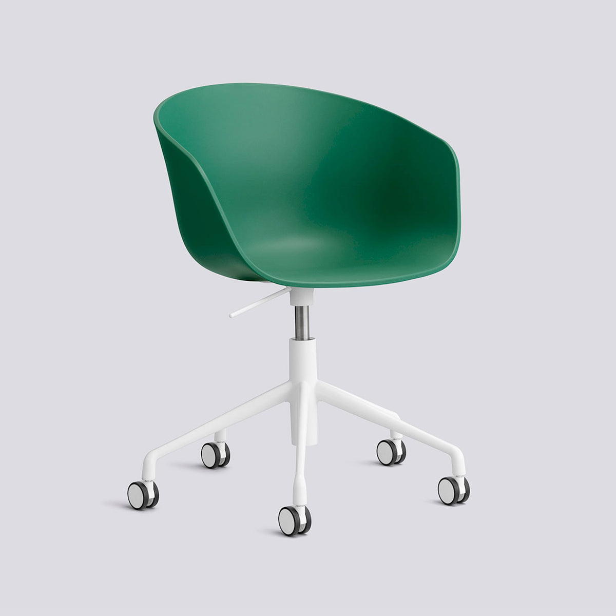 Chaise de bureau About A Chair AAC 52 de Hee Welling - Hay-Polypropylène recyclé Teal green, aluminium thermolaqué blanc, piètement pivotant 5 branches à roulettes et vérin-The Woods Gallery