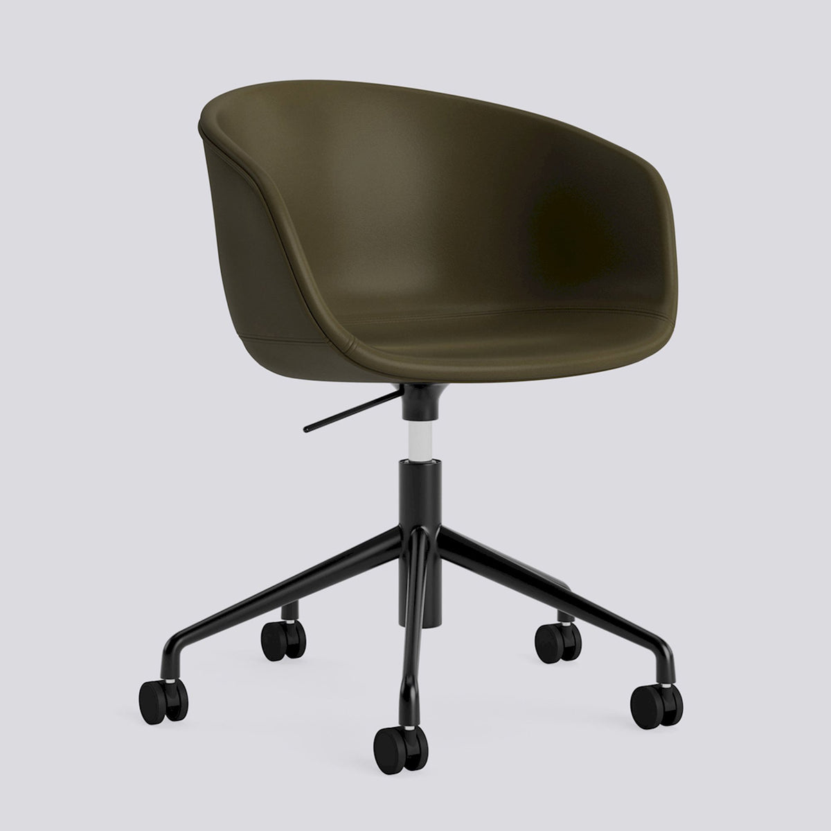 Chaise de bureau About A Chair AAC 53 de Hee Welling - Hay-Garnissage intégral Sense Forest, aluminium thermolaqué noir, piètement pivotant 5 branches à roulettes et vérin-The Woods Gallery
