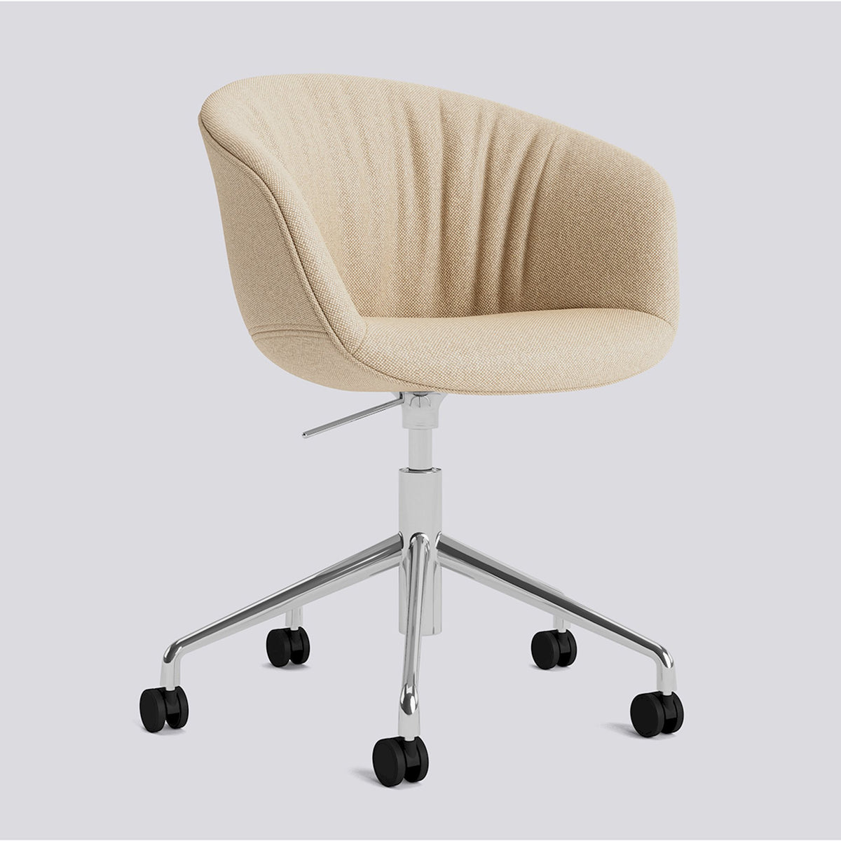 Chaise de bureau About A Chair AAC 53 de Hee Welling - Hay-Garnissage intégral matelassé Hallingdal 220, aluminium poli, piètement pivotant 5 branches à roulettes et vérin-The Woods Gallery