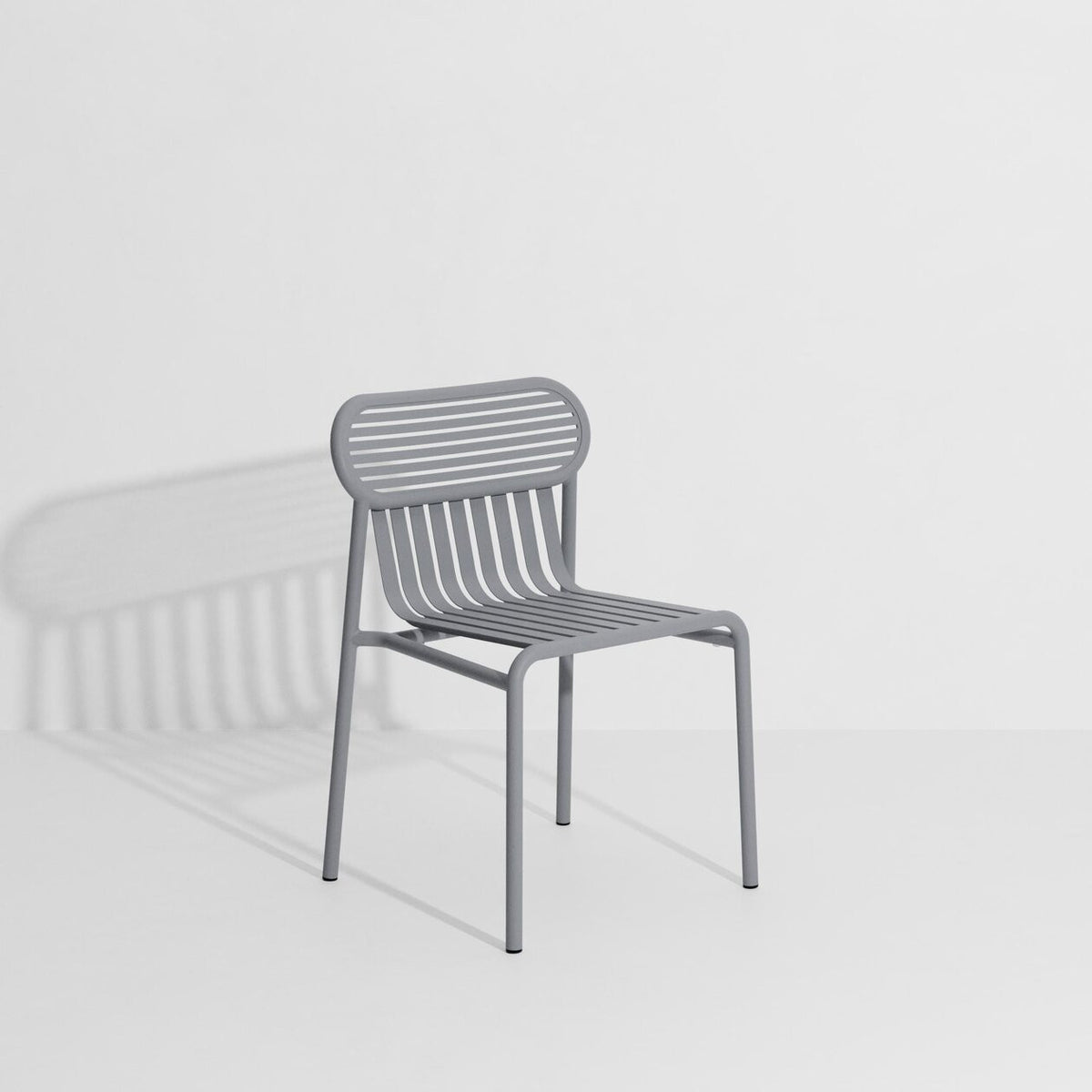 Chaise de jardin Week-End de Studio Brichet-Ziegler - Petite Friture-Gris pierre-The Woods Gallery