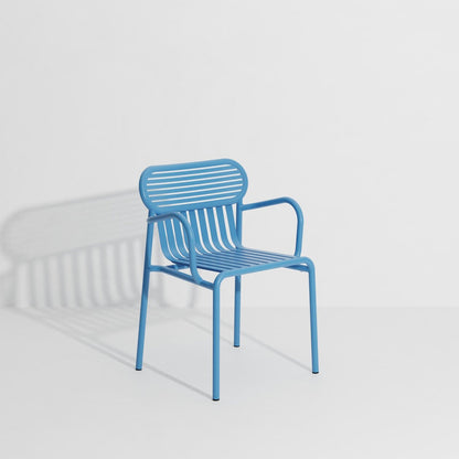 Chaise de jardin avec accoudoirs Week-End de Studio Brichet-Ziegler - Petite Friture-Bleu Ciel-The Woods Gallery