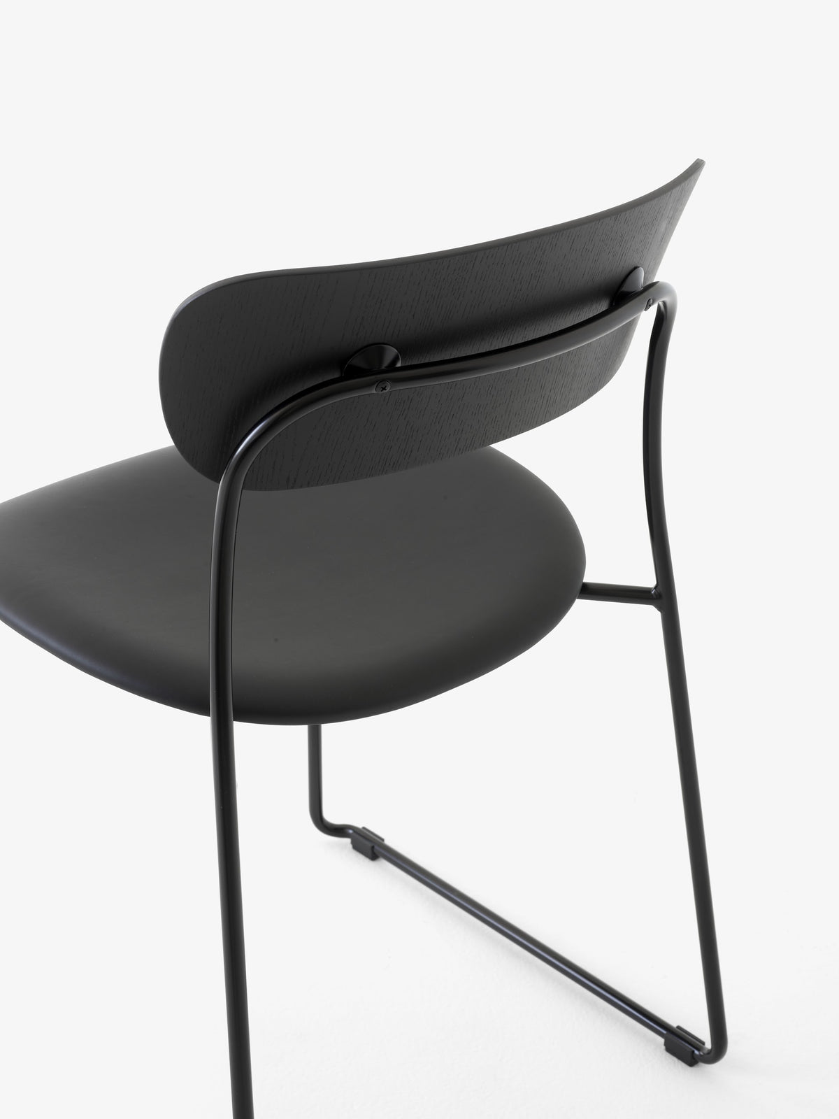 Chaise luge Pavilion AV51 d&