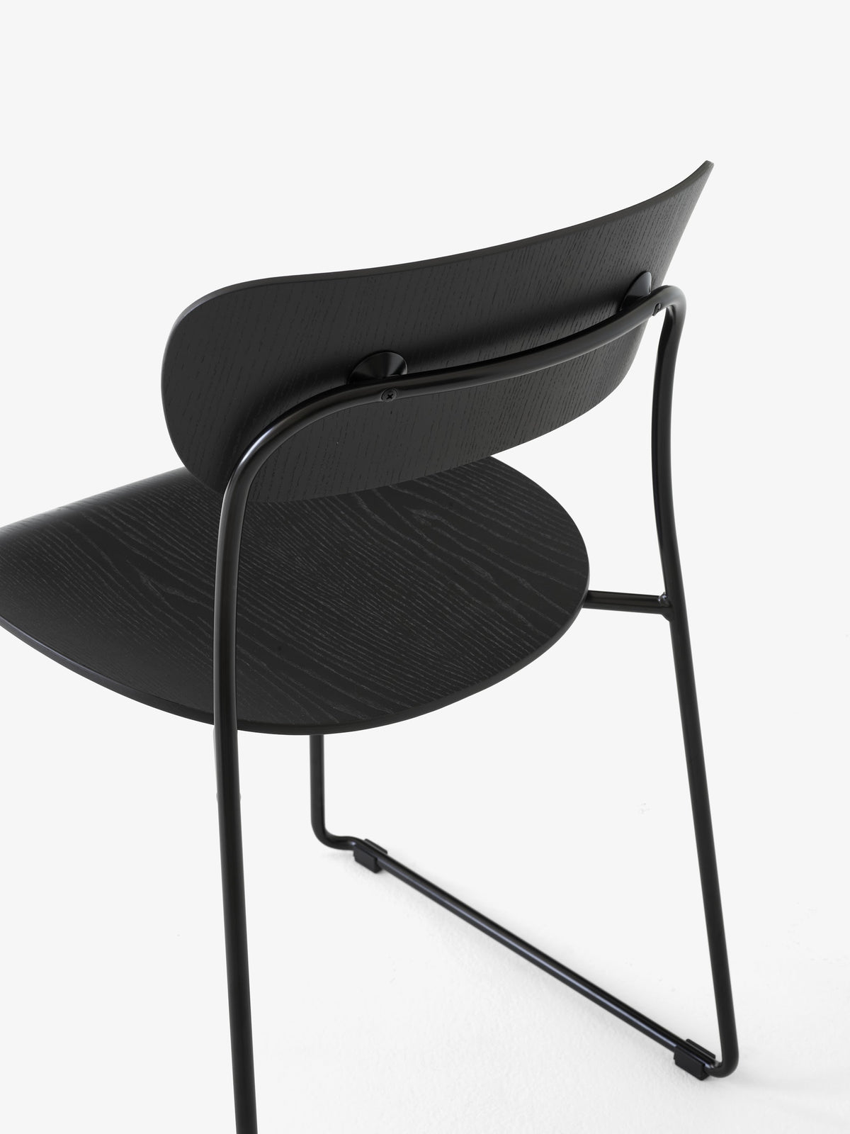 Chaise luge Pavilion AV51 d&