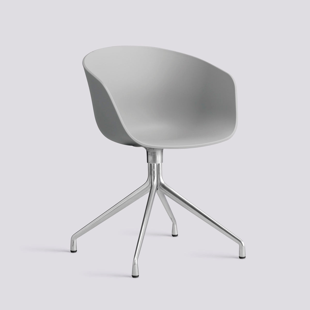 Chaise pivotante About A Chair AAC 20 de Hee Welling - Hay-Polypropylène recyclé Concrete grey, aluminium poli, piètement pivotant 4 branches-The Woods Gallery