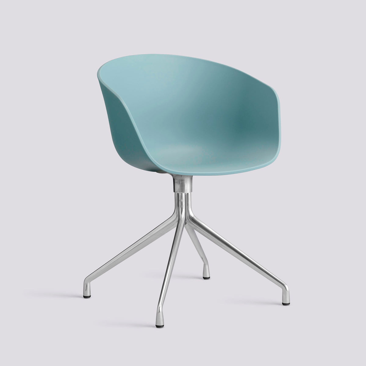 Chaise pivotante About A Chair AAC 20 de Hee Welling - Hay-Polypropylène recyclé Dusty blue, aluminium poli, piètement pivotant 4 branches-The Woods Gallery