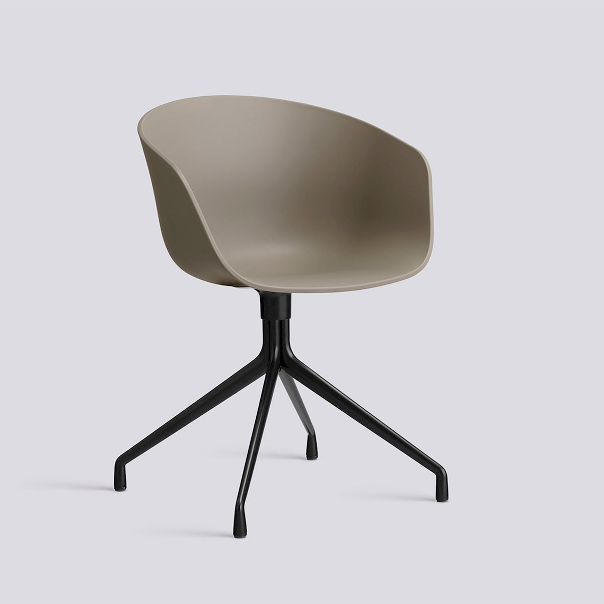 Chaise pivotante About A Chair AAC 20 de Hee Welling - Hay-Polypropylène recyclé Khaki, aluminium thermolaqué noir, piètement pivotant 4 branches-The Woods Gallery