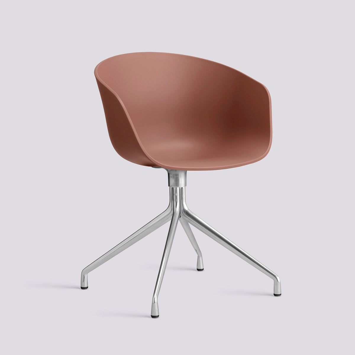 Chaise pivotante About A Chair AAC 20 de Hee Welling - Hay-Polypropylène recyclé Soft brick, aluminium poli, piètement pivotant 4 branches-The Woods Gallery