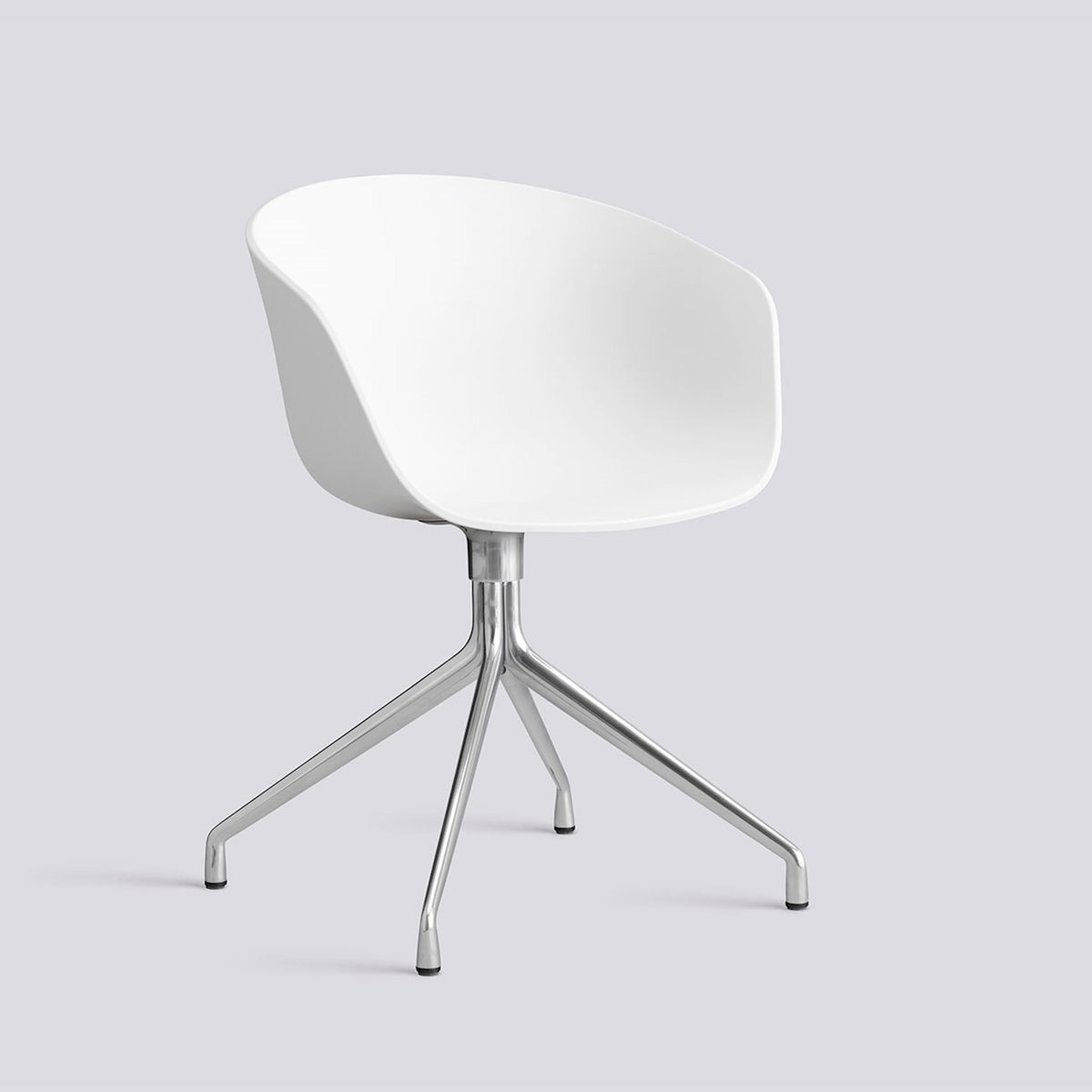 Chaise pivotante About A Chair AAC 20 de Hee Welling - Hay-Polypropylène recyclé blanc, aluminium poli, piètement pivotant 4 branches-The Woods Gallery