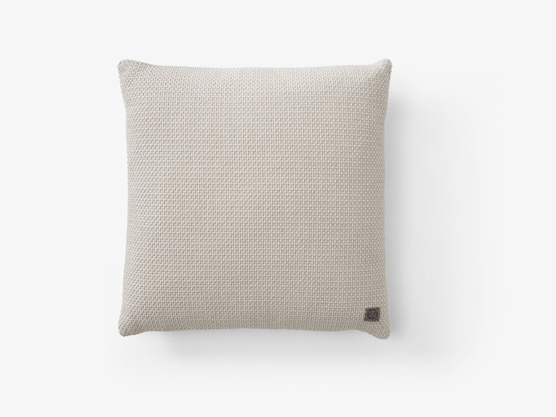 Coussin Collect SC28 Tissé - &amp;Tradition-Coco-The Woods Gallery