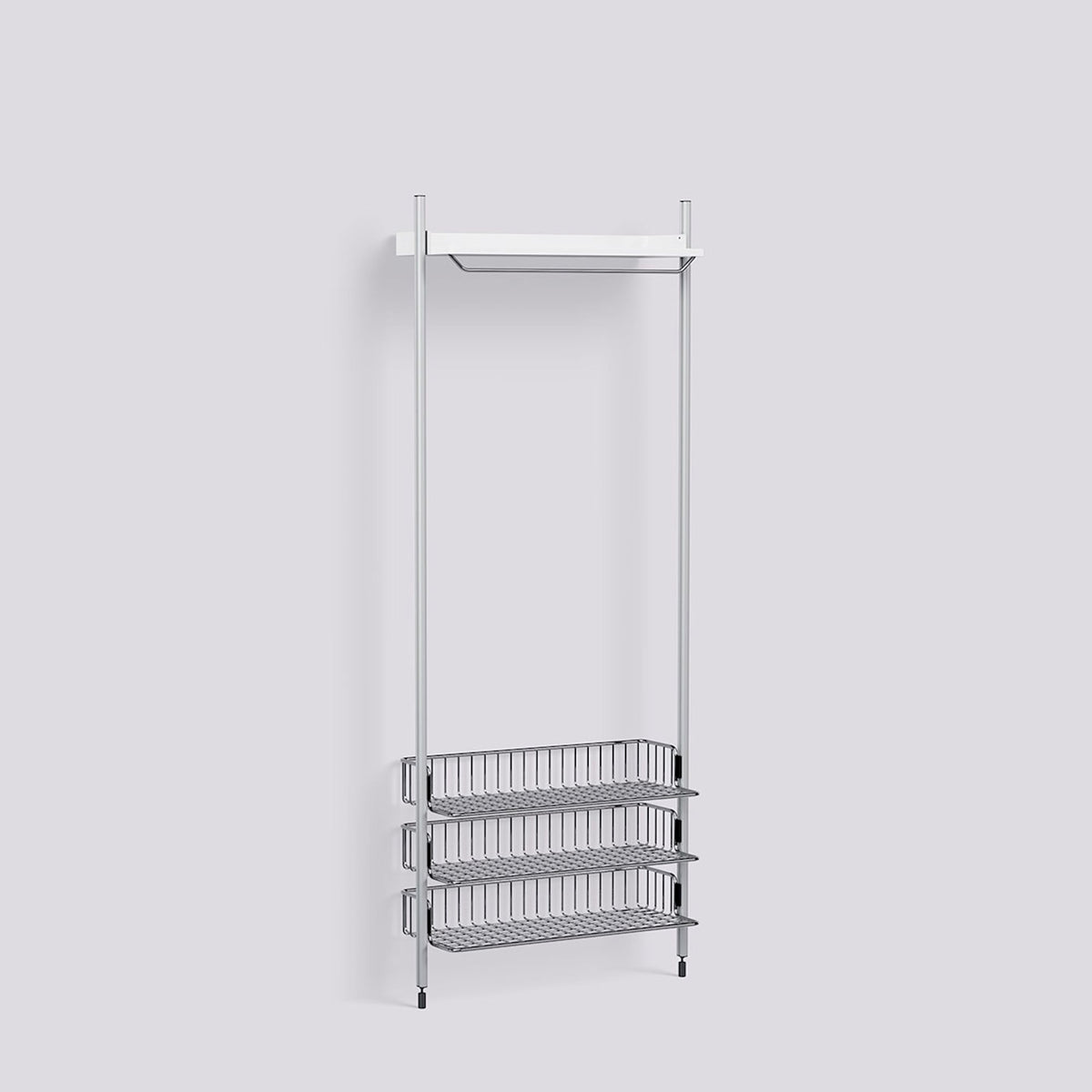 Étagère modulable Pier System 1021 1 colonne de Ronan et Erwan Bouroullec - Hay-Acier laqué blanc, profilé aluminium anodisé naturel - Acier chromé-The Woods Gallery