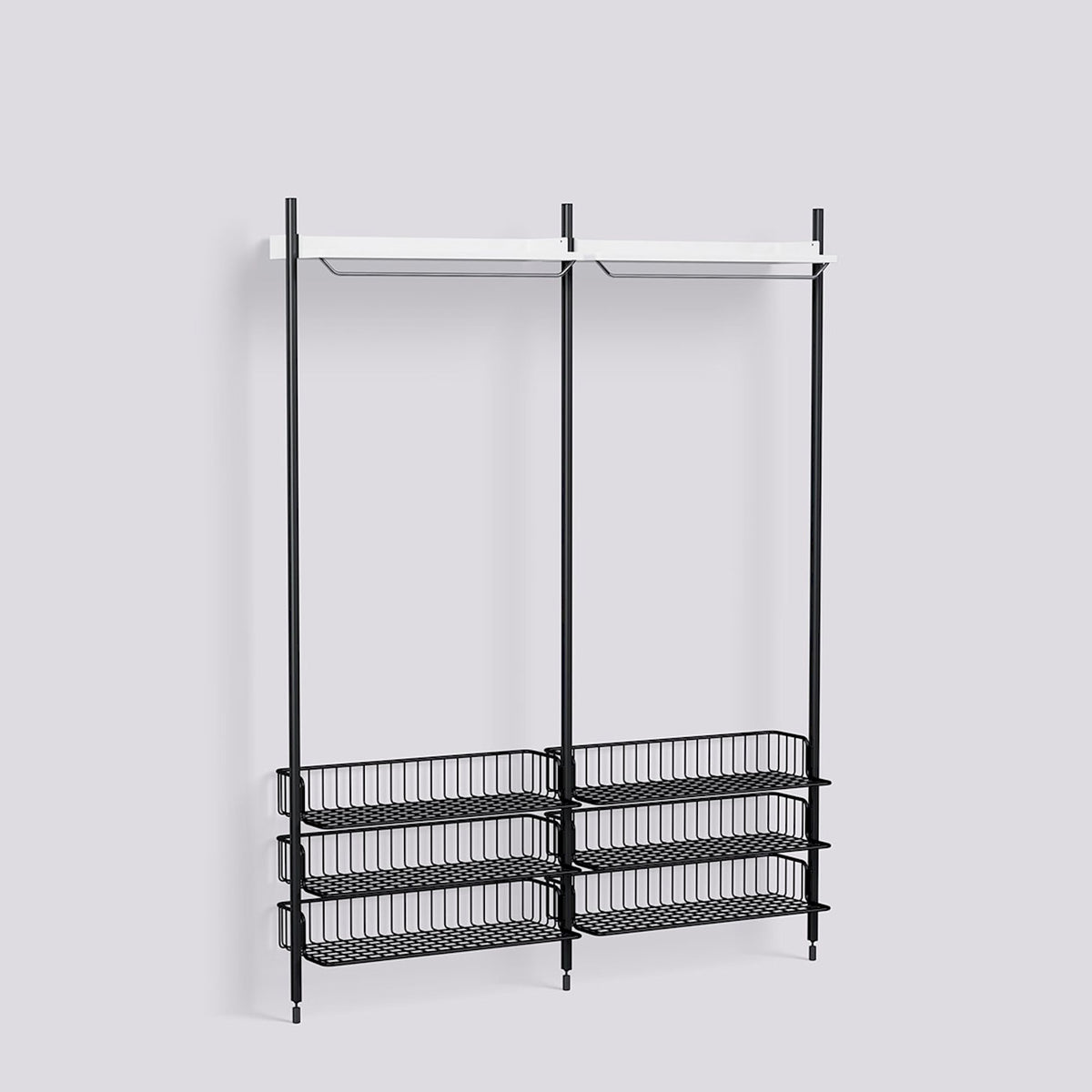 Étagère modulable Pier System 1022 2 colonnes de Ronan et Erwan Bouroullec - Hay-Acier laqué blanc, profilé aluminium anodisé noir - Acier laqué noir-The Woods Gallery