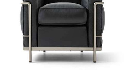 Fauteuil "2" de Le Corbusier, P. Jeanneret, C. Perriand - Cassina-détail du bas de l&