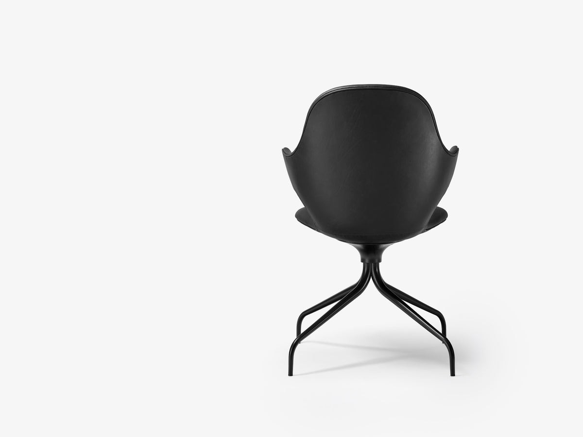 Fauteuil Catch JH1 de Jaime Hayon - &amp;Tradition-Pieds chêne huilé-Tissu groupe 1-The Woods Gallery