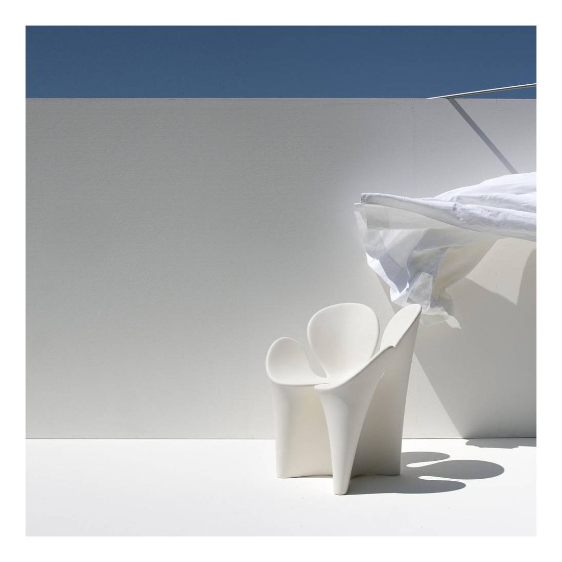 Fauteuil Clover de Ron Arad - Driade-The Woods Gallery