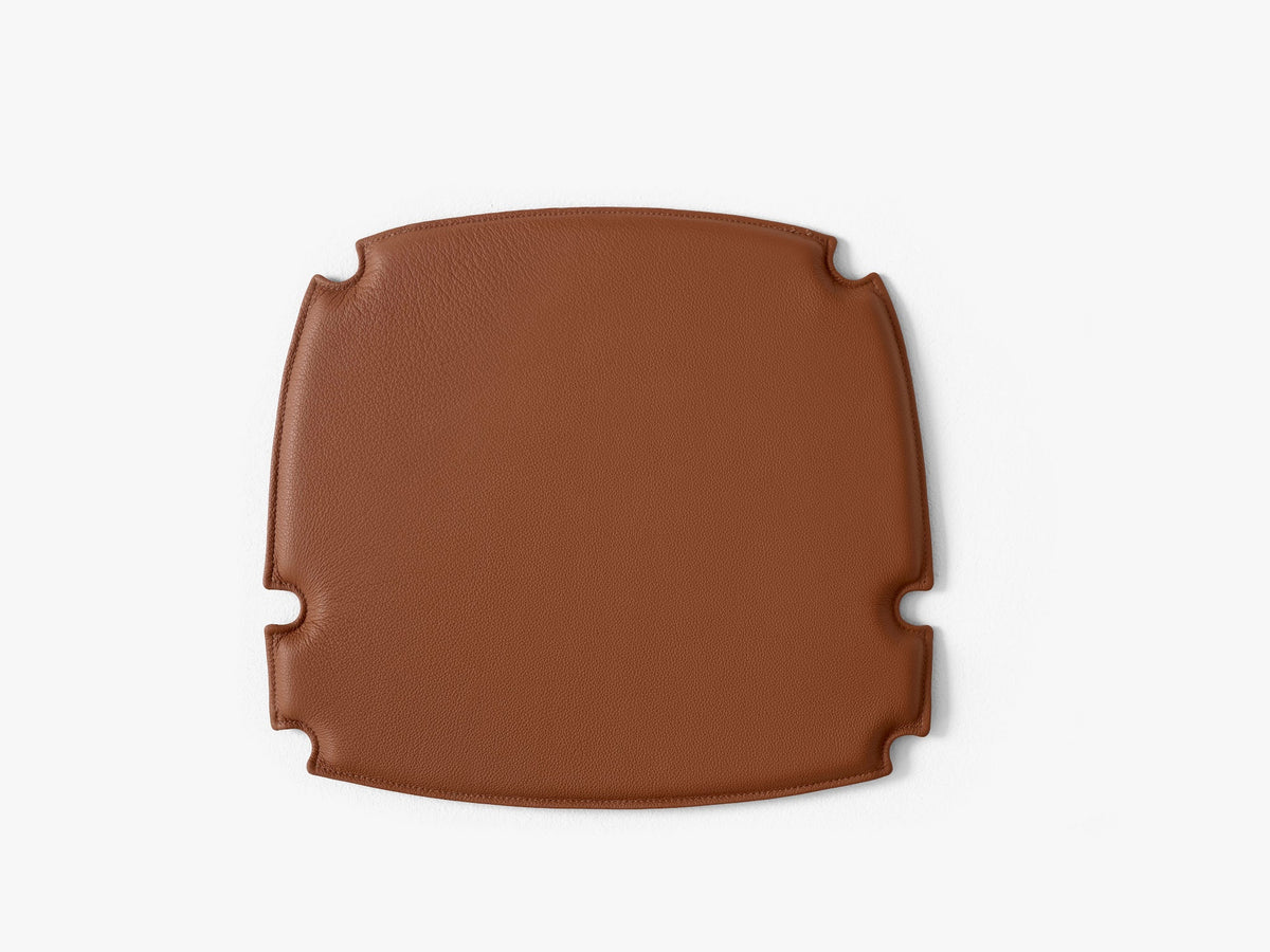 Fauteuil Drawn HM4 de Hvidt &amp; Mølgaard - &amp;Tradition-Chêne huilé-The Woods Gallery