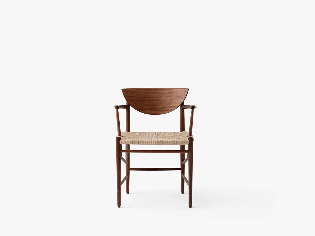 Fauteuil Drawn HM4 de Hvidt &amp; Mølgaard - &amp;Tradition-Noyer huilé-The Woods Gallery