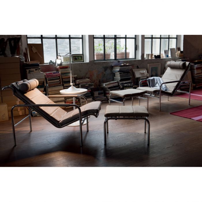 Fauteuil Genni de Gabriele Mucchi - Zanotta-Noir-The Woods Gallery