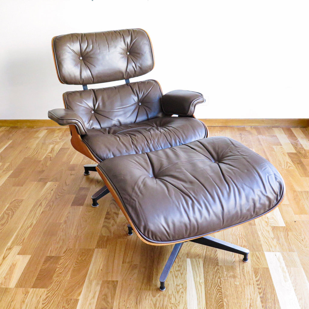 Fauteuil Lounge Chair Marron de Charles & Ray Eames - Herman Miller - Vintage 1970-The Woods Gallery