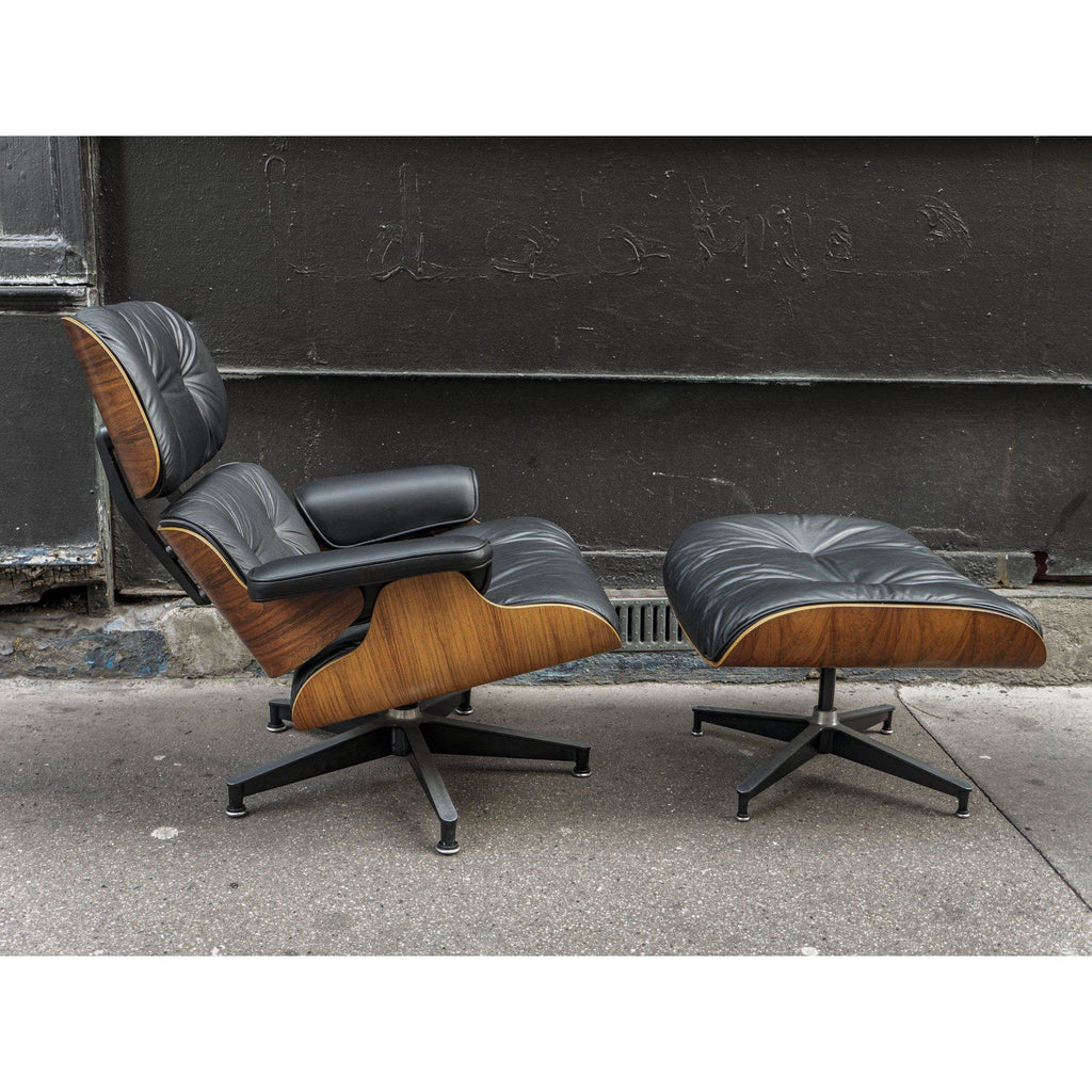 Fauteuil Lounge Chair noir de Charles & Ray Eames - Herman Miller - Vintage-The Woods Gallery